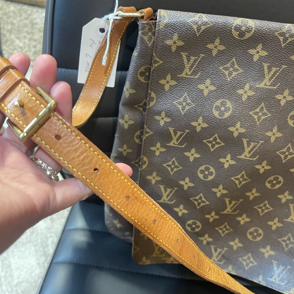 authentic louis vuitton salsa GM - Picture 3 of 16